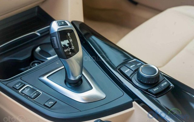 Đón chào thế hệ mới, Thaco bất ngờ xả hàng BMW 3-Series thế hệ cũ, giảm giá lên tới 275 triệu 9