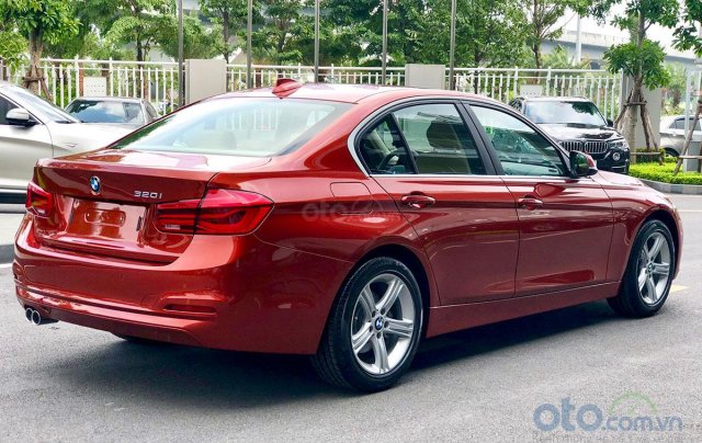 Đón chào thế hệ mới, Thaco bất ngờ xả hàng BMW 3-Series thế hệ cũ, giảm giá lên tới 275 triệu 11