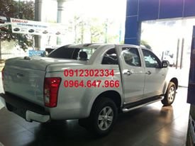 Bán xe bán tải Isuzu Dmax LS đời 2017, màu bạc, nhập khẩu nguyên chiếc