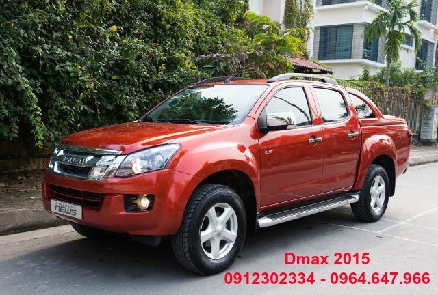 Bán ô tô Isuzu Dmax 4x2AT LS đời 2017, màu đỏ, nhập khẩu nguyên chiếc giá 670 triệu, KM lớn