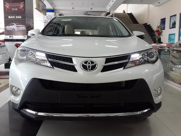 Xe Toyota RAV4  2015