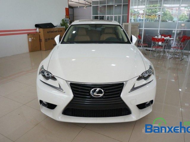 Cần bán xe Lexus IS 250c, màu trắng, nhập khẩu