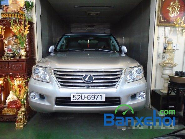 Salon Auto Thanh Thiên Phú bán xe Lexus LX 570 đời 2008 đã đi 50000 km