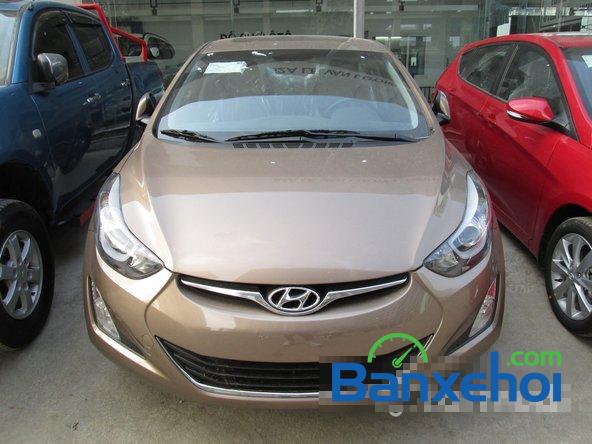 Bán ô tô Hyundai Elantra đời 2015, màu nâu, giá 739 triệu