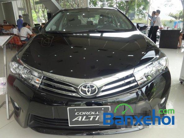 Công ty TNHH MTV Toyota Phú Mỹ Hưng cần bán Toyota Corolla Altis G 1.8 At sản xuất 2015, màu đen, giá 815Tr