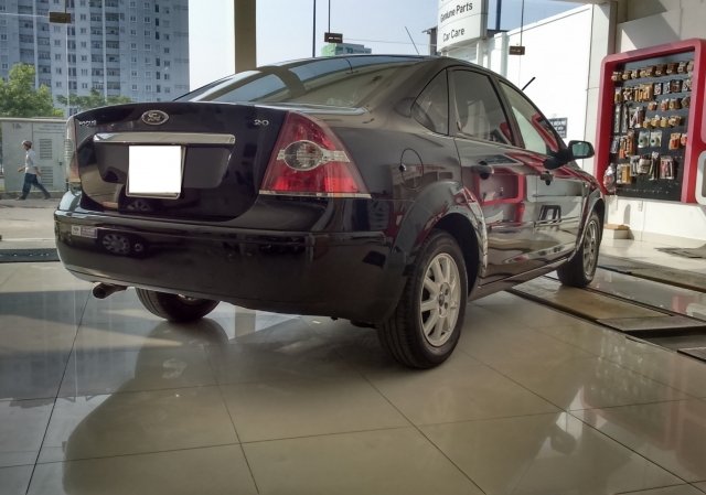 Bán xe Ford Focus xl 2005 cũ tại TP HCM giá 370 Triệu