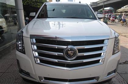 Bán Cadillac Escalade ESV Platinum, model 2018 đủ màu