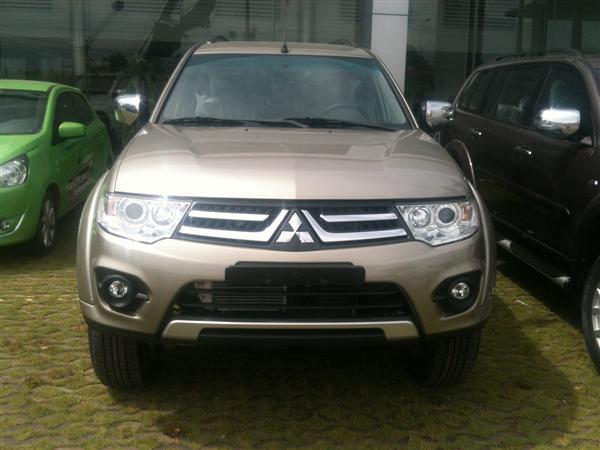 Bán ô tô Mitsubishi Pajero đời 2014, xe đẹp sang trọng