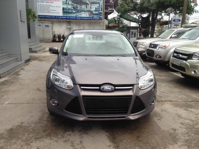 Ford Focus đời 2014, màu xám, xe nhập, 800tr