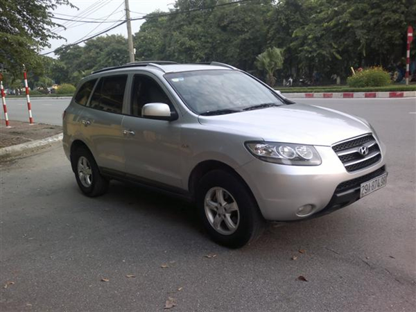 Cần bán gấp Hyundai Santa Fe đời 2008, màu bạc, nhập khẩu chính hãng chính chủ, 650 triệu