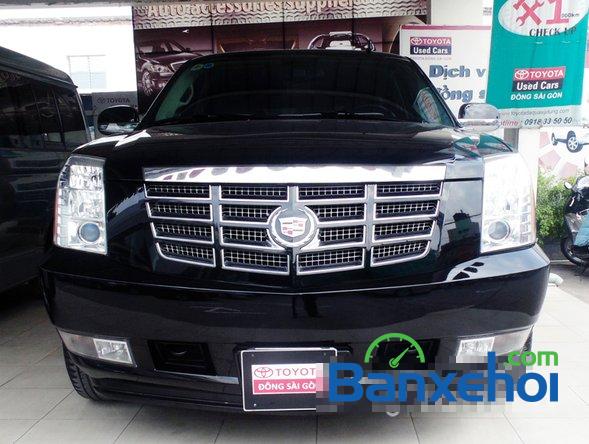 Xe Cadillac Escalade 2009 đang được bán