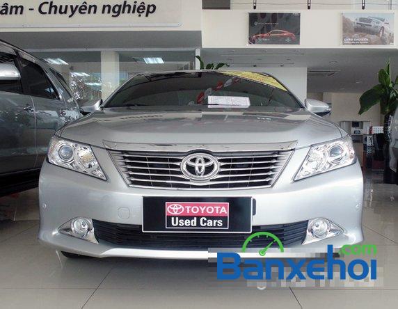 Cần bán lại xe Toyota Camry 2.5 Q đời 2013 đã đi 26850 km nhanh tay liên hệ