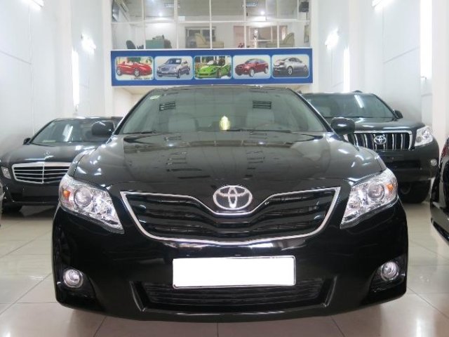 Toyota Camry 2011, màu đen, nhập khẩu nguyên chiếc