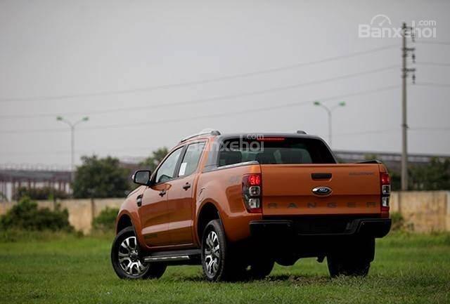 Bán xe Ford Ranger Wildtrak 3.2 4x4 AT đời 2017, nhập khẩu nguyên chiếc, giá tốt nhất tại Bắc Giang