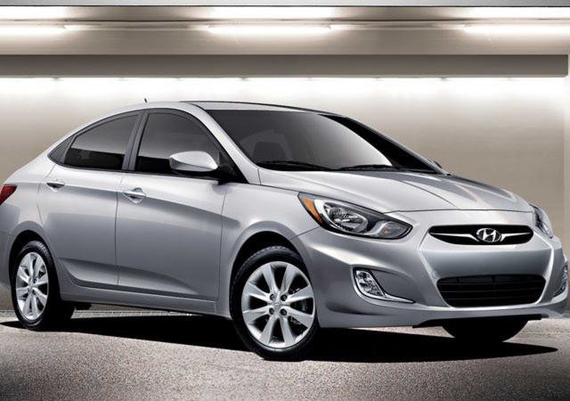 Cần bán xe Hyundai Accent đời 2015, xe nhập