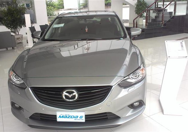 Cần bán Mazda 6 2.0 đời 2015, màu xám, giá 998tr
