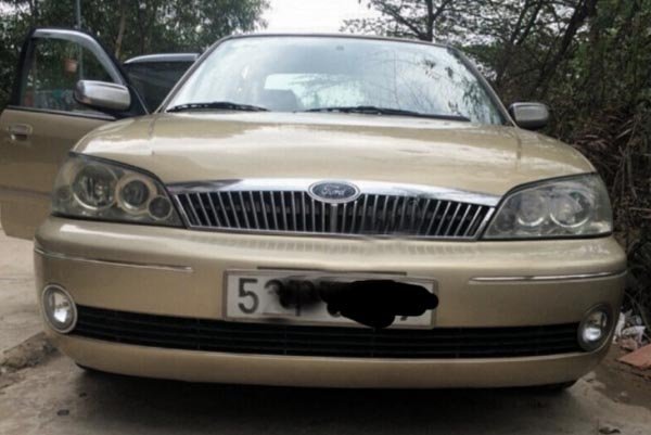 Xe Ford Laser đời 2002, xe đẹp như mới