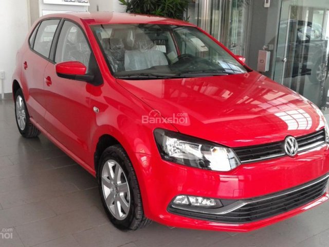 Cần bán xe Volkswagen Polo E đời 2018, màu đỏ, xe Đức nhập khẩu nguyên chiếc