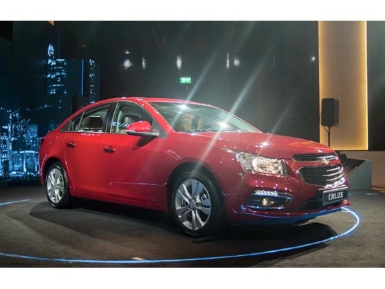 Chevrolet Cruze LTZ 2015 mới màu đỏ cần bán