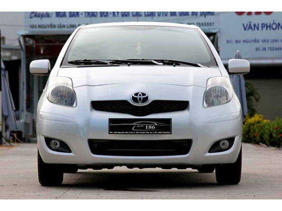 Chính chủ bán xe Toyota Yaris đời 2009, xe nhập