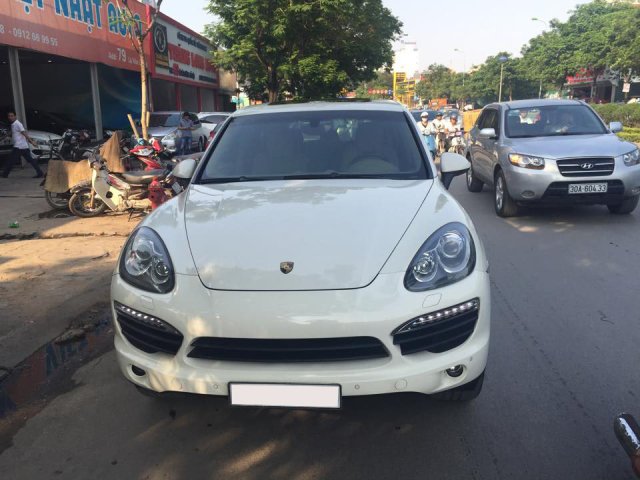 Xe Porsche Cayenne đời 2011, màu trắng, xe nhập, chính chủ