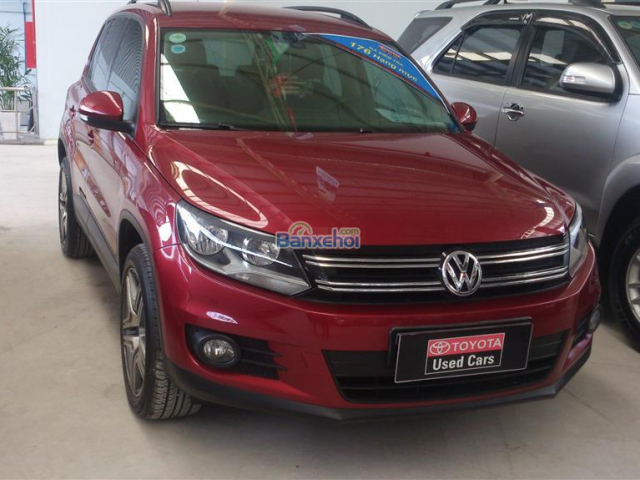 Cần bán gấp Volkswagen Tiguan LE đời 2012, màu đỏ, nhập khẩu chính hãng, giá 960tr