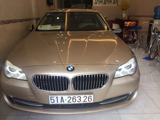 BMW 5 Series 523i đời 2011, nhập khẩu nguyên chiếc cần bán