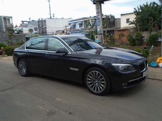 Bán xe BMW 7 Series 740Li đời 2010 đăng kí lần đầu 31/12/2010, xe nhập khẩu từ Mỹ