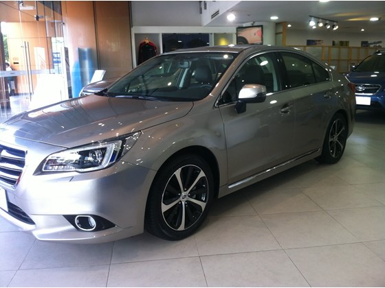 Bán xe Subaru Legacy đời 2015, màu xám, nhập khẩu