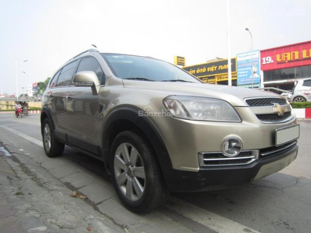 Bán Chevrolet Captiva đời 2009, màu vàng