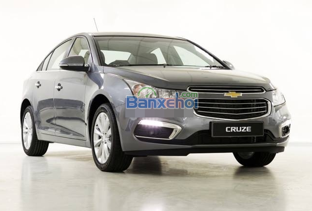 Bán Chevrolet Cruze đời 2015, giá bán 679 triệu