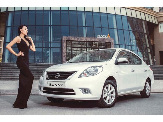 Cần bán Nissan Sunny đời 2015, màu trắng, nhập khẩu
