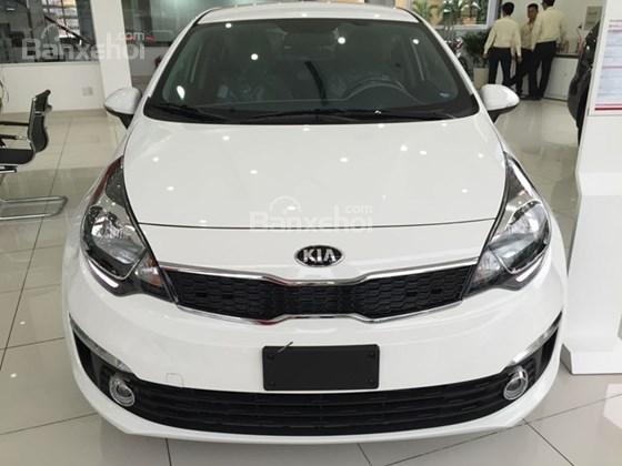 Kia Hải Phòng bán Kia Rio 2016 số sàn chạy taxi, hỗ trợ vay 85% giá trị xe, lãi suất 0.6%/tháng, 8 năm. LH 0936.657.234