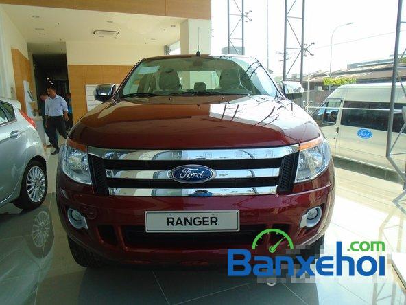 Cần bán xe Ford Ranger XLT 2.2L 4X4 MT đời 2015, màu đỏ, 744 triệu