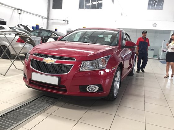 Bán xe Chevrolet Cruze đời 2015, màu đỏ, nhập khẩu, giá chỉ 612 triệu