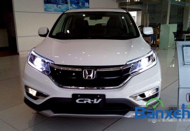 Cần bán Honda CR V 2.4AT đời 2015, màu trắng