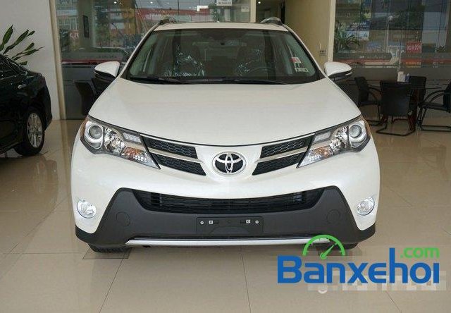 Cần bán Toyota RAV4 đời 2014, màu trắng, nhập khẩu nguyên chiếc