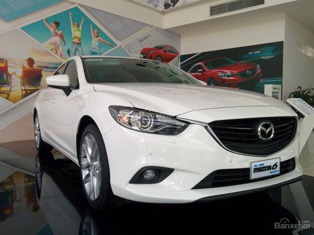 Cần bán xe Mazda 6 năm 2015, màu trắng, nhập khẩu, 978tr