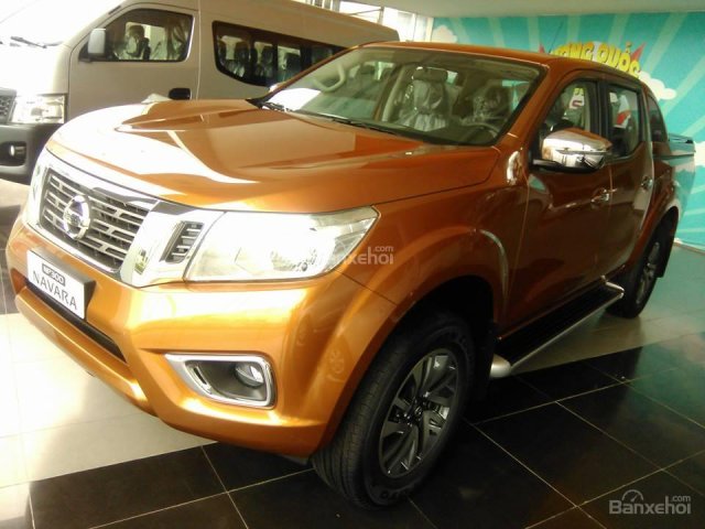 Bán ô tô Nissan Navara NP300 VL đời 2015, màu vàng, nhập khẩu chính hãng 