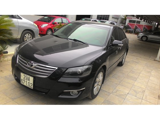 Camry 3.5Q, màu đen, sản xuất 2007. Toàn bộ nội thất ốp gỗ, đệm da thật