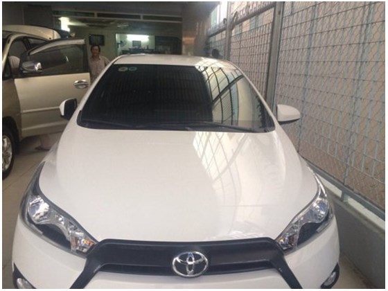 Cần bán xe Toyota Yaris đời 2014, màu trắng, như mới, 625tr