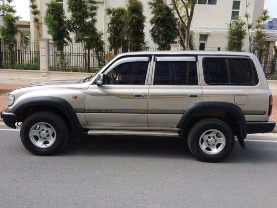 Xe Toyota Land Cruiser đời 1996, nhập khẩu nguyên chiếc, giá chỉ 310 triệu