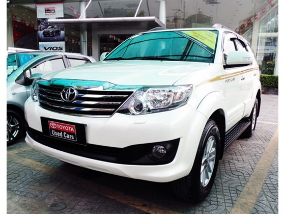 Xe Fortuner V, mới đẹp, bảo hành chính hãng cần bán