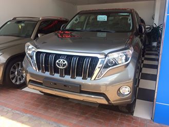 Cần bán xe Toyota Land Cruiser đời 2015, nhập khẩu xe đẹp