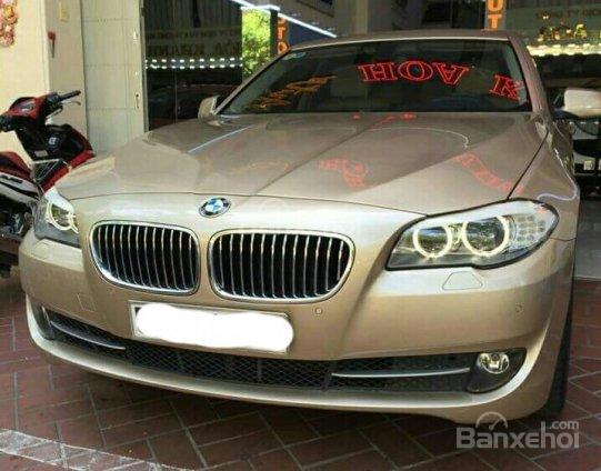 Bán xe BMW 5 Series đời 2012, màu vàng cát, nhập khẩu