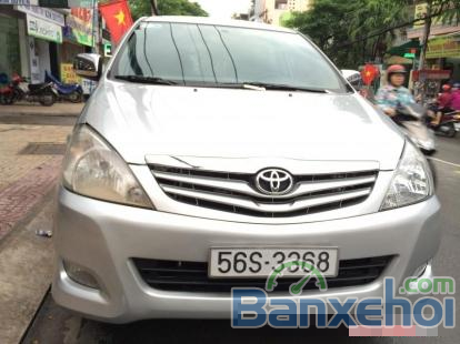 Bán Toyota Innova G sản xuất 10/ 2010, màu bạc, biển số 4 số Tp HCM