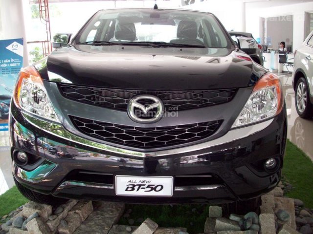 Mazda Tây Ninh bán xe Mazda BT50 mới 2015, nhập khẩu nguyên chiếc, giá 649 triệu, khuyến mãi cực kì hấp dẫn