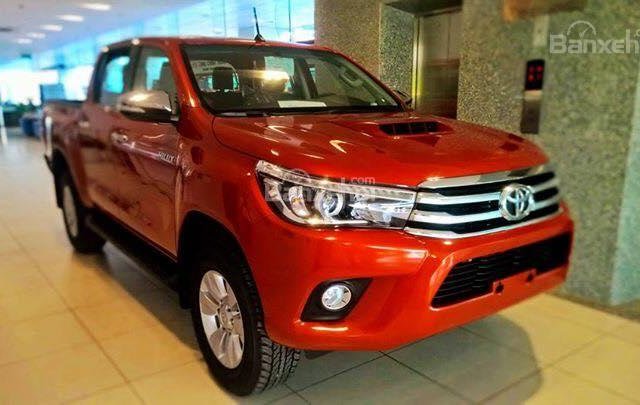 Bán ô tô Toyota Hilux 3.0G AT máy dầu số tự động mới nhất giao ngay