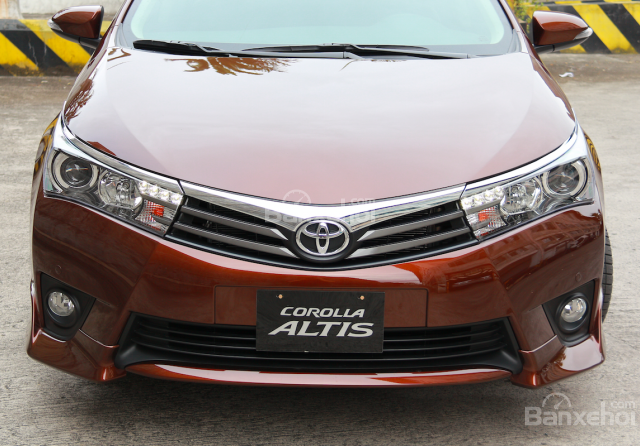 Toyota Hùng Vương bán xe Toyota Corolla Altis 2.0V số tự động đời mới giá hấp dẫn nhất thị trường