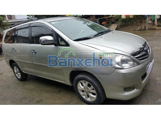 Cần bán xe Innova 7 chỗ giá trên có thể thỏa thuận xe đẹp